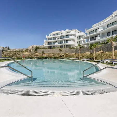 Vivi Homes - Kevin Pool, Garden, Terrace & *