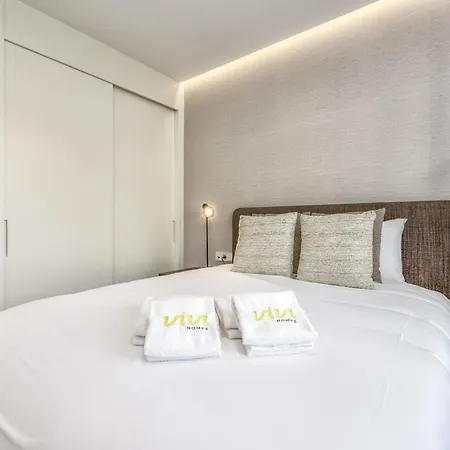 Vivi Homes - Kevin Pool, Garden, Terrace &